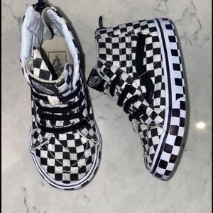 Journeys exclusive all chex